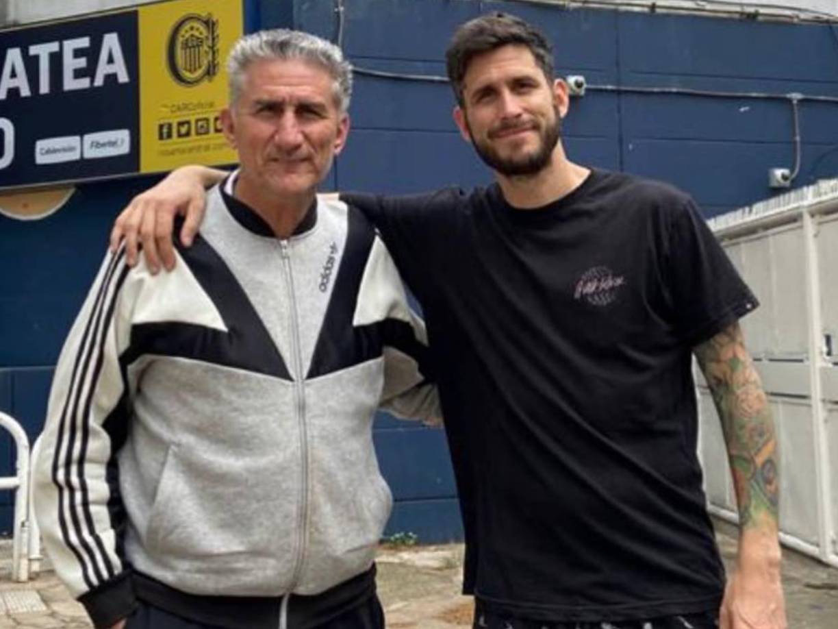 “Hay una película de Will Smith, La Verdad Oculta, que habla sobre eso: varios deportistas sufren varios golpes en la cabeza y esa es una de las posibilidades. La realidad es que la única sospecha que tenemos es”, reveló su hijo en declaraciones brindadas a Radio La Red.