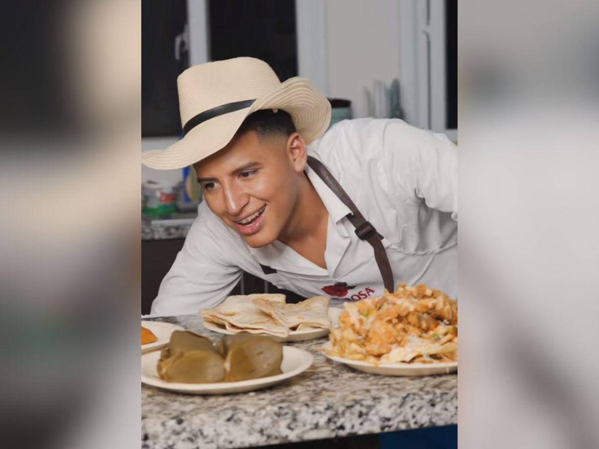 Asimismo se muestra la deliciosa gastronomía hondureña como: las baleadas, tamales, pollo chuco y pastelitos. 