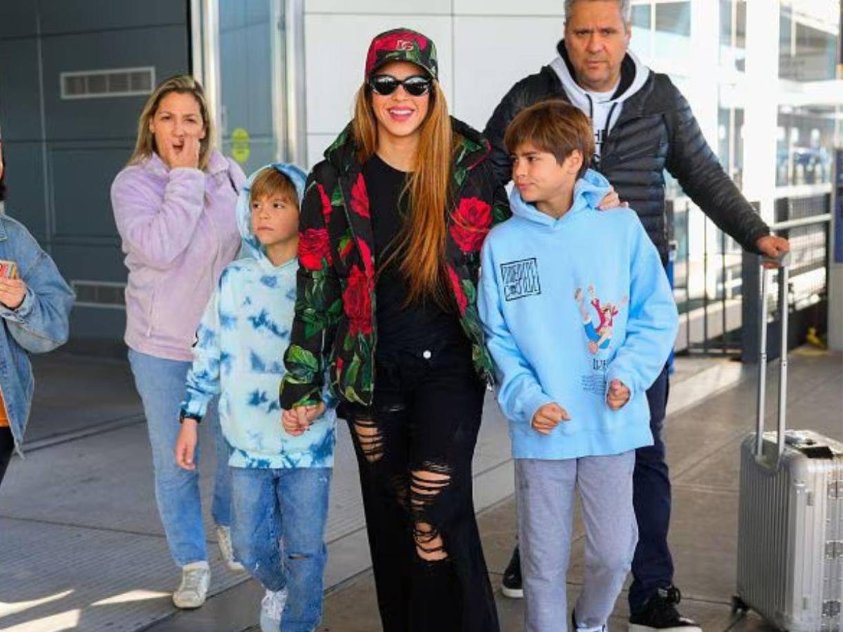 Los hijos de Shakira y Piqué lo tienen claro. Ellos apoyan y seguirán apoyando a su madre en todo momento, pues lo que menos desean es aceptar a Clara Chía como la nueva pareja de su padre.