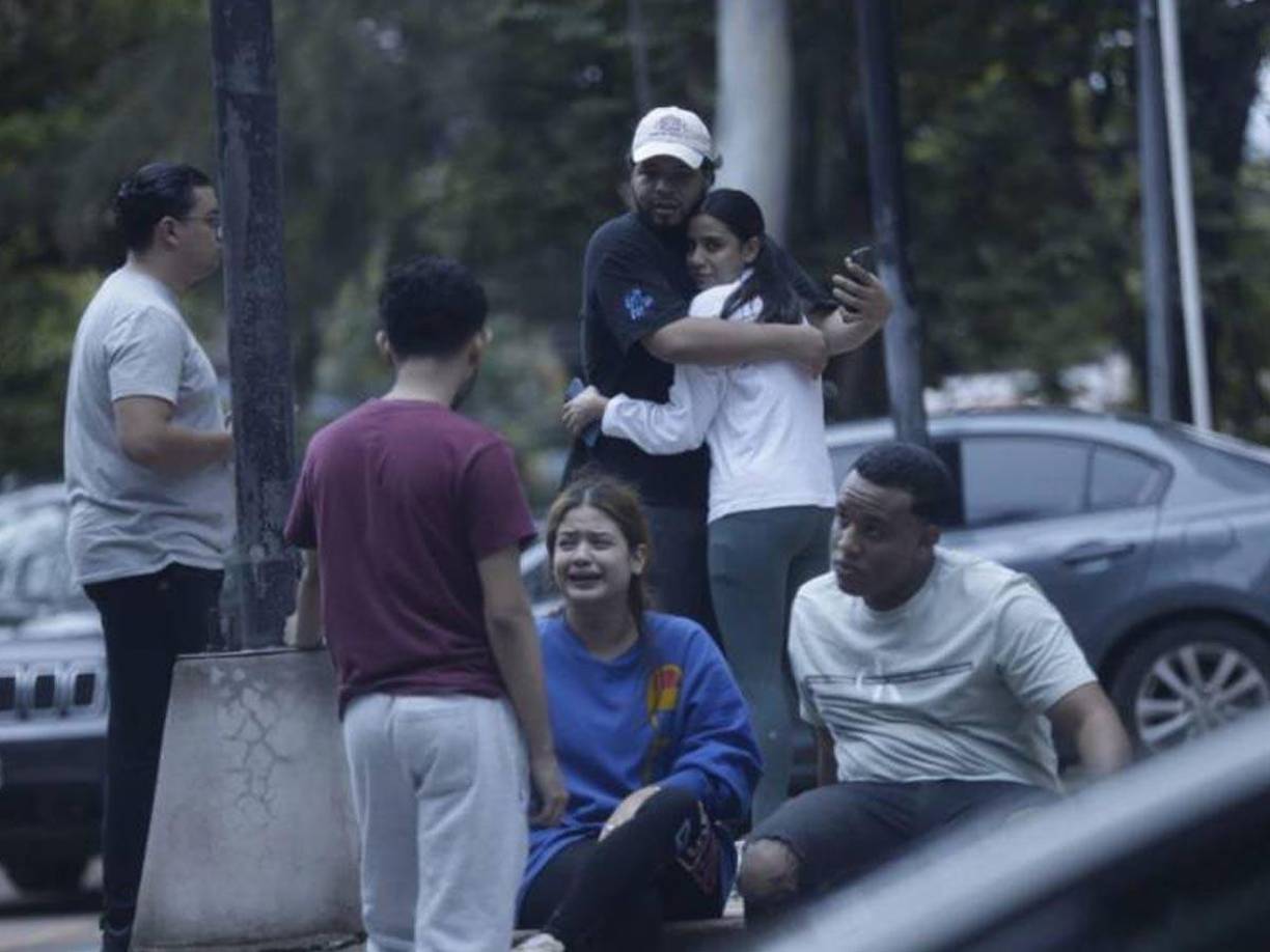 La noche del sábado 6 de julio, convinieron entre varios amigos originarios de Tocoa y compañeros de la universidad reunirse en un lugar para departir y pasar un rato ameno fuera de las aulas universitarias.