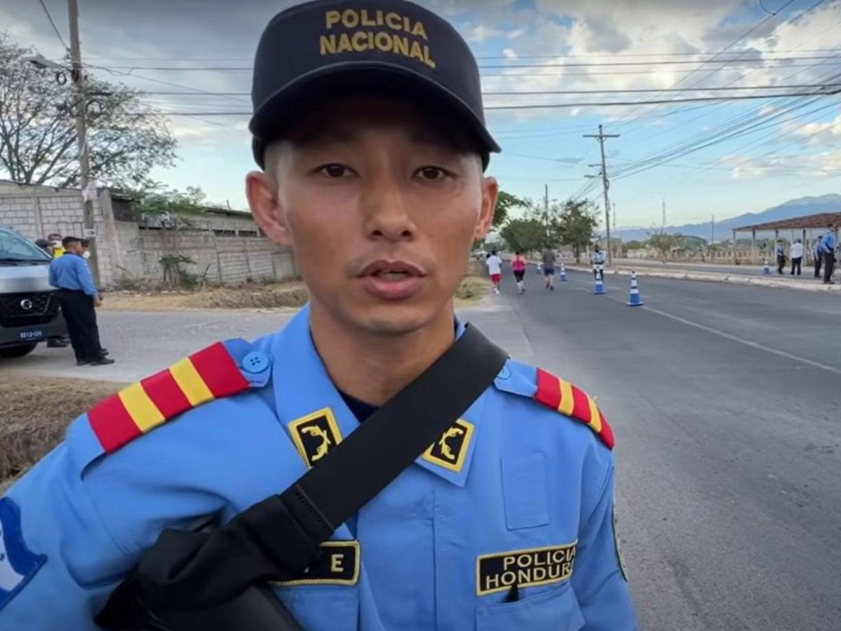 Y compartiendo con el mundo curiosidades y la cultura catracha. 