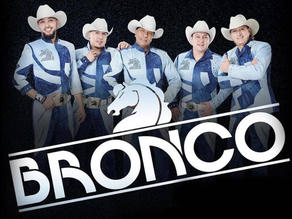 “Dos mujeres un camino” ¿y quién no ha escuchado este grandioso éxito?. Fue el tema musical de una popular telenovela.