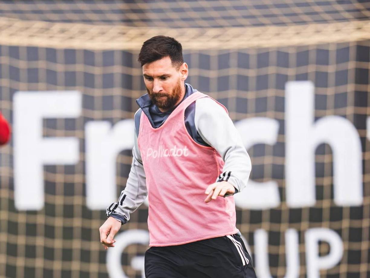 El Inter Miami tiene intención de ofrecerle un contrato de renovación a Leo Messi hasta fines del 2026. De esta forma, se extendería el vínculo con el argentino cuyo contrato vence en diciembre de este año.