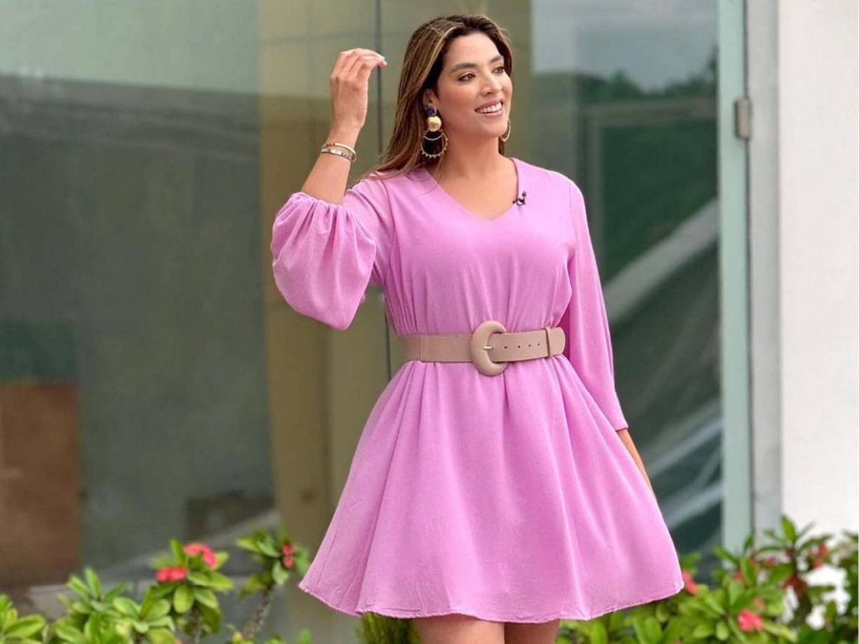 En la actualidad, muchos de sus seguidores le han pedido a Carolina Lanza que participe en el certamen de Miss Honduras Universo; sin embargo, la presentadora no ha confirmado nada. 