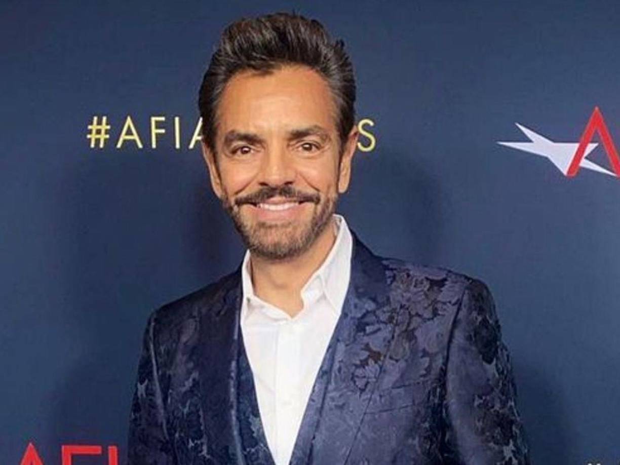 “Querida Selena, pido disculpas sinceras por mis comentarios descuidados. Son indefendibles y van en contra de todo lo que defiendo. Como latinos, siempre debemos apoyarnos unos a otros. No hay excusas. Me equivoqué y admiro profundamente tu carrera y tu buen corazón. Emilia Pérez merece ser celebrada, no disminuida por mis comentarios desconsiderados. Me voy de esto con una lección importante aprendida. Aunque entiendo que no puedas aceptar mis disculpas, debes saber que vienen de mi corazón”, escribió en respuesta a la reacción de Selena a las críticas que hizo Eugenio sobre la cinta.