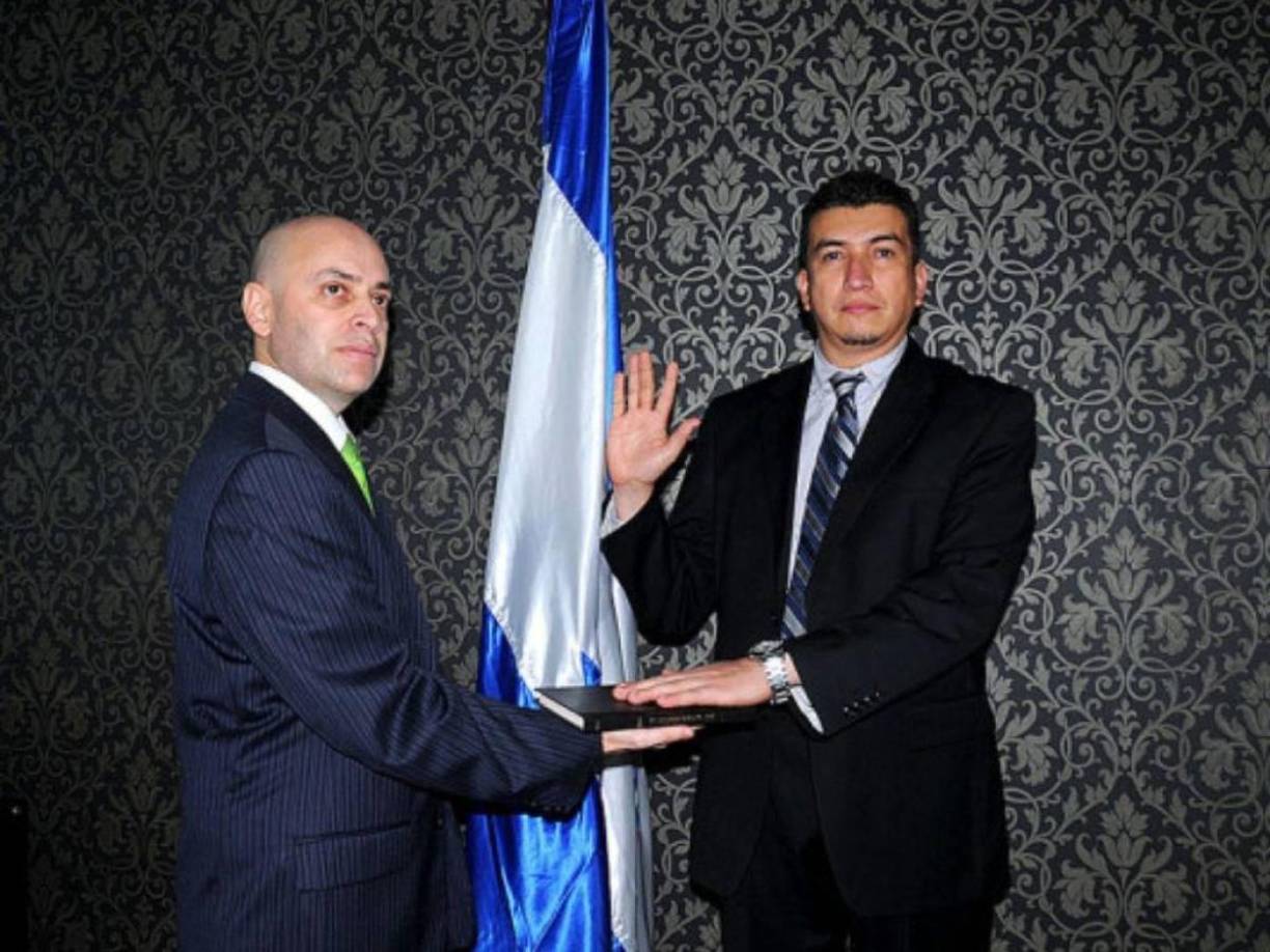 Antes de asumir como jefe de la Fiscalía de la República, fue magistrado de la Corte Suprema de Justicia (CSJ) hasta 2013. 