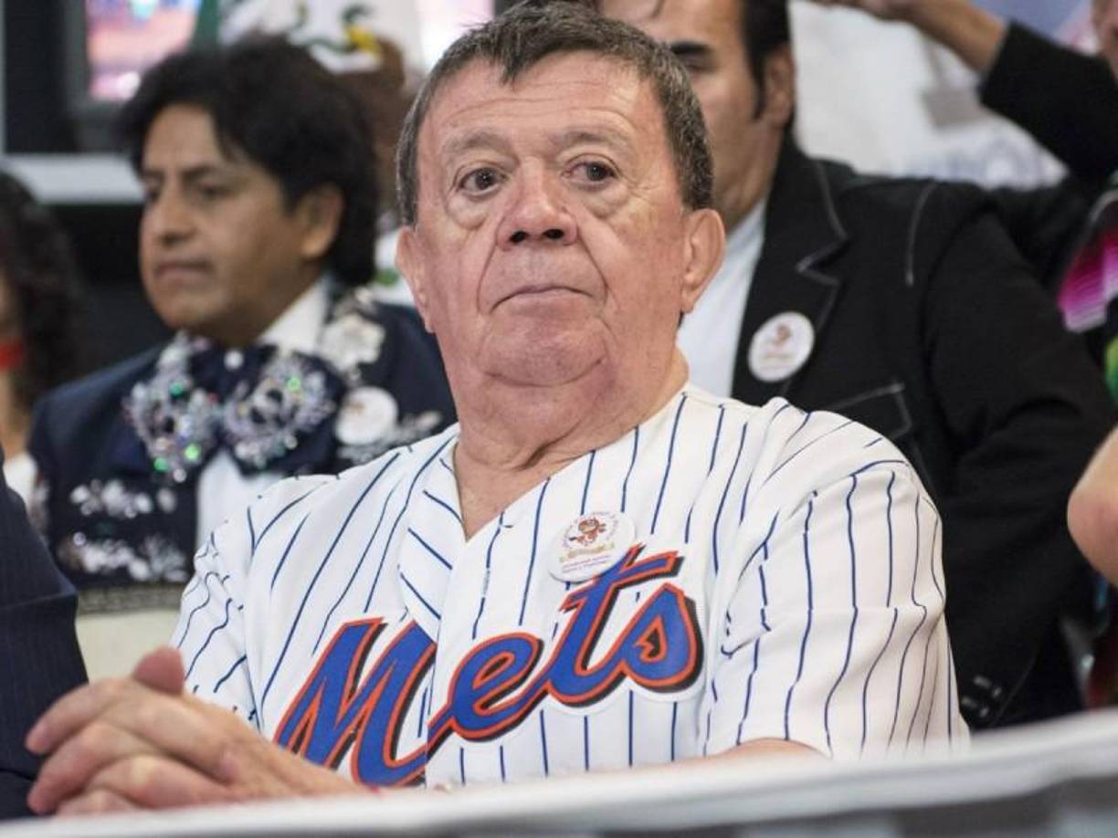 Decenas de famosos han mostrado sus condolencias.