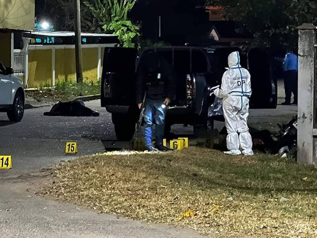 “La familia policial presenta sus más sinceras condolencias a familiares, compañeros y amigos rogando a Dios les conceda resignación y fortaleza en estos momentos difíciles”, reza el mensaje publicado en Twitter.