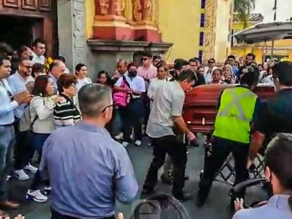 Verónica Fernández Trujillo contrajo nupcias en marzo de 2022; además de ser maestra era maquillista profesional y la imagen que tienen sus conocidos es de una mujer amable.