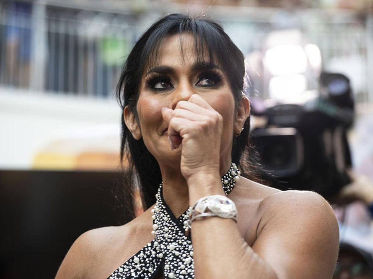 “Christian Nodal, te amo. Acá en Puerto Rico te estamos esperando, mi amor. Me encanta Christian Nodal completo, más ahora que está soltero”. Este mensaje ha generado una ola de comentarios y reacciones, especialmente porque Nodal se encuentra soltero y tiene planeado visitar Puerto Rico próximamente como parte del ‘P’al cora tour’.