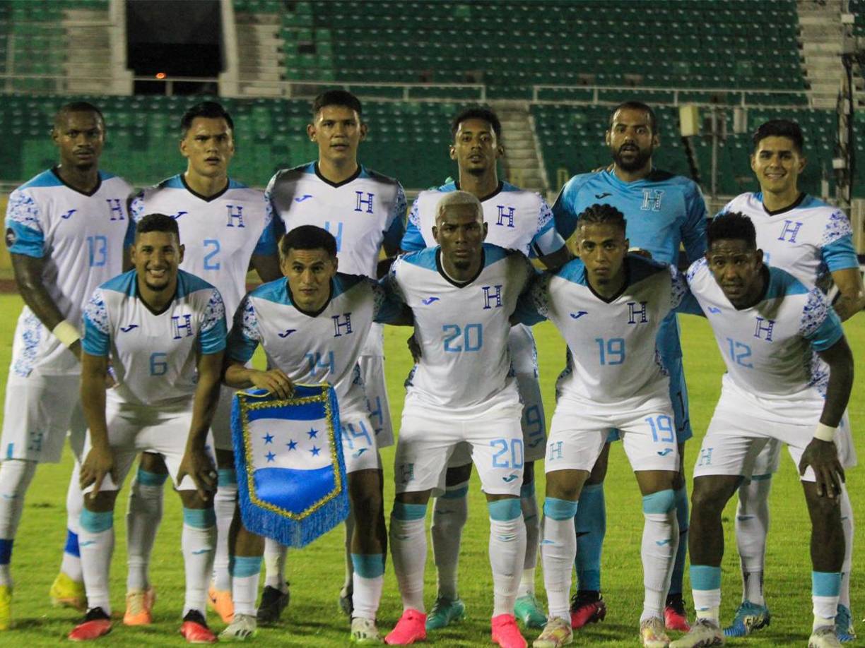 La selección de Honduras empató 0-0 ante Cuba. Este resultado la deja tercera del grupo B y como consecuencia la H deberá de ganarle sí o sí a los cubanos este domingo 15 de octubre.