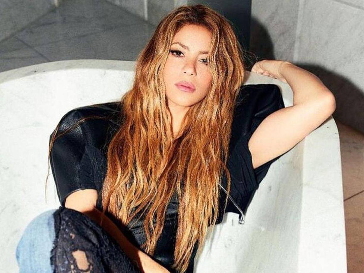 Por si fuera poco, las periodistas mencionaron que las fuentes les aseguraron que habría sido Shakira quien pidió la invitación, pues ni siquiera habría estado considerada: “Nos aseguran que no la invita nadie. Shakira es la que pide entradas para poder acceder como invitada VIP para esa carrera”.