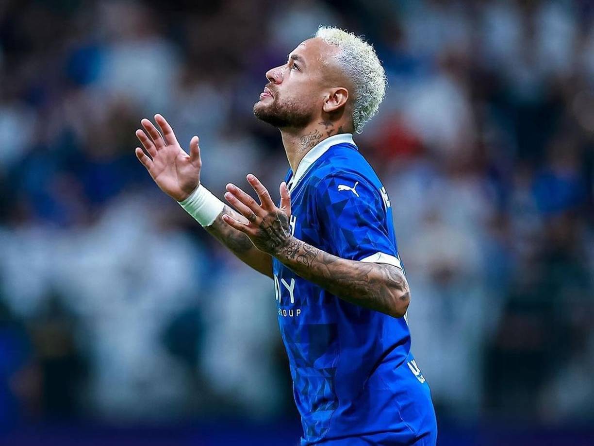 En Arabia Saudita aseguran que el brasileño va a salir del club árabe, ya que su salario de 160 millones de euros anuales está siendo pagado a un futbolista que no juega nada.