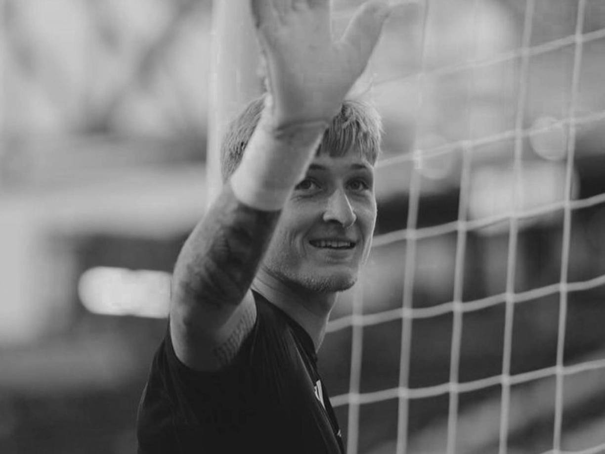 Las tristes noticias siguen surgiendo en el mundo del fútbol y ahora se ha informado el fallecimiento de un joven portero en Estados Unidos. La MLS se pronunció.