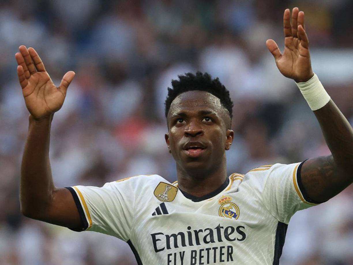 Vinicius ha reaccionado molesto tras filtrarse la noche que pasó con Leticia. 