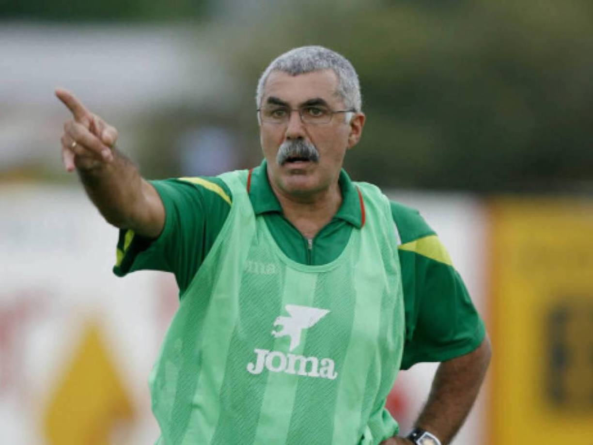 Manuel Keosseián - Marathón tiene como opción muy viable el regreso del veterano y ya retirado técnico uruguayo para que tome el mando del equipo, mismo que dejó vacante el argentino Tota Medina.