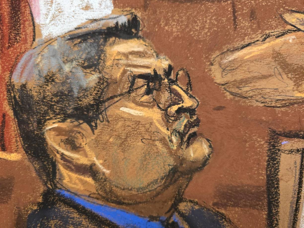 Asegura que Hernández “obtuvo millones de dólares” de sobornos para su campaña en 2009 al Parlamento nacional y a la presidencia en el 2012. 