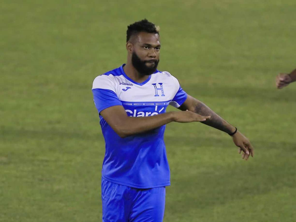 Jorge ‘Toro‘ Benguché estará en la punta del ataque de la Selección de Honduras contra México. Rueda confía en él.