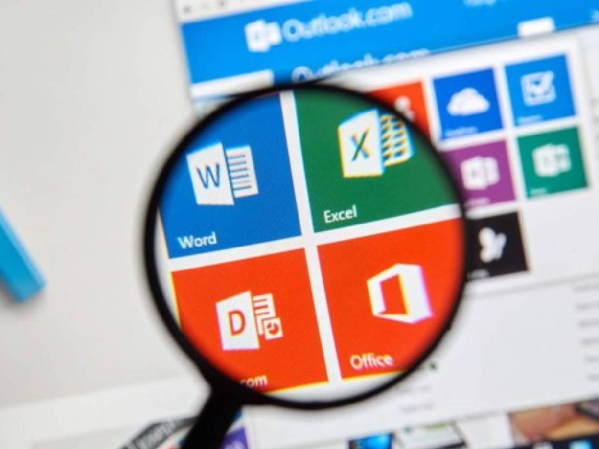 Desde la mañana de este lunes 25 de noviembre, usuarios de todo el mundo reportaron fallas en las plataformas de Microsoft 365, como Teams, Outlook, Exchange Online y Microsoft Store. La compañía confirmó el problema global y señaló que ya estaba trabajando en su solución. 