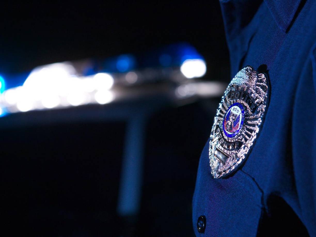 El proyecto de ley obligará a todos los sheriffs de Carolina del Norte a mantener encarcelada a cualquier persona sospechosa que esté vinculada con delitos graves o menores de clase A1.