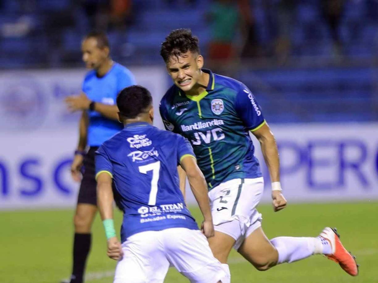 André Orellana: El defensor está a préstamo en Marathón por parte del Olimpia. En el club verde señalaron que el préstamo es de un año.