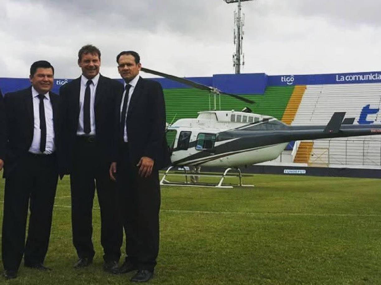 José Luis el “Flaco” Pineda también ha realizado labores como analista deportivo en programas nacionales.