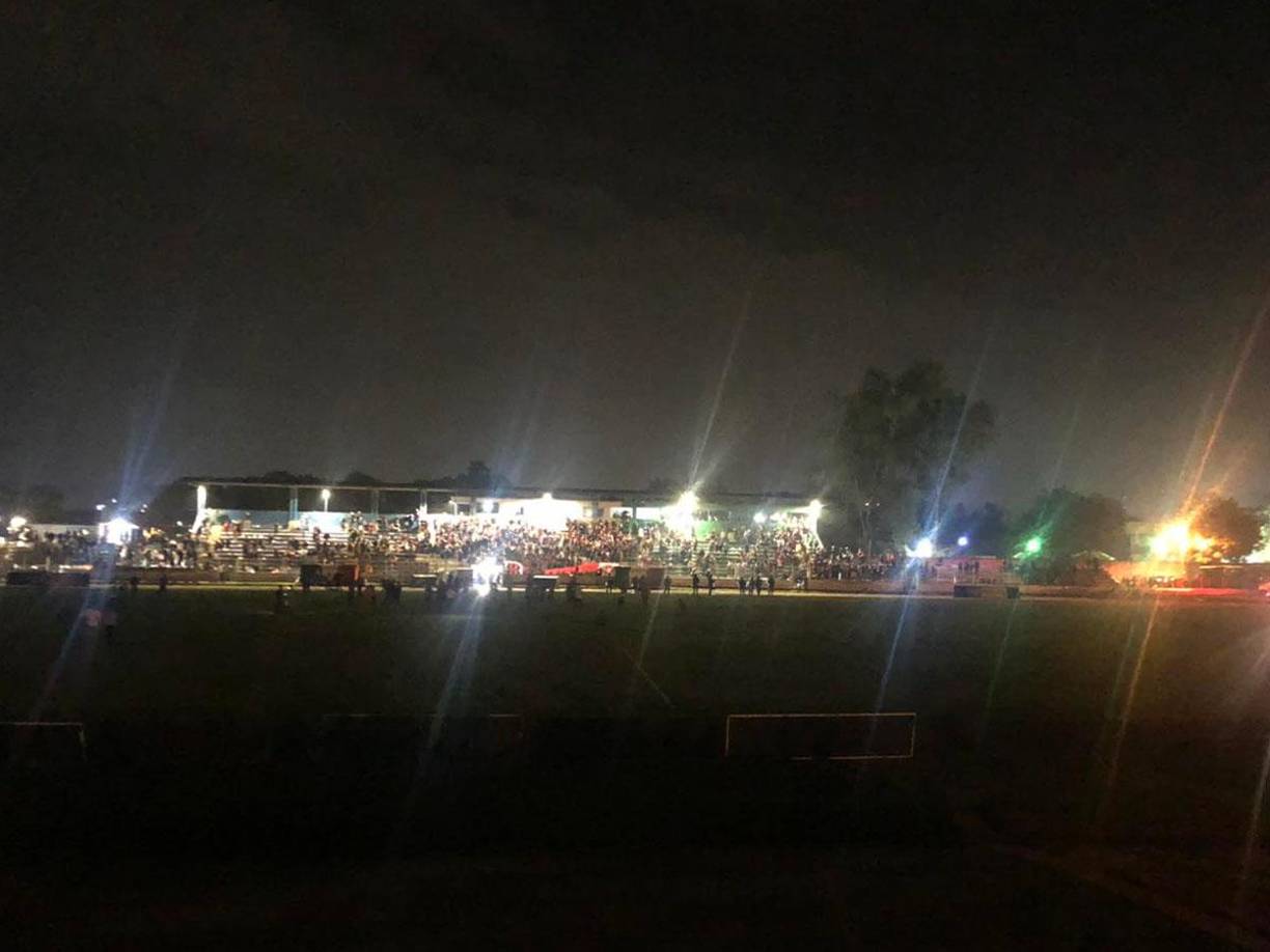 No hubo premiación, pues el equipo local apagó la iluminación para impedir el festejo del rival en su propia cancha.