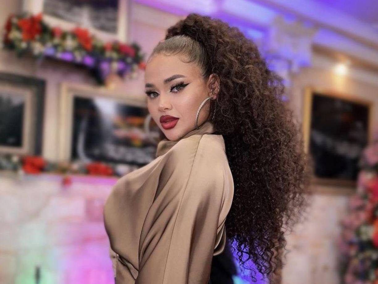 En sus historias de Instagram, La leona de Honduras mostró una cintura nunca antes vista.