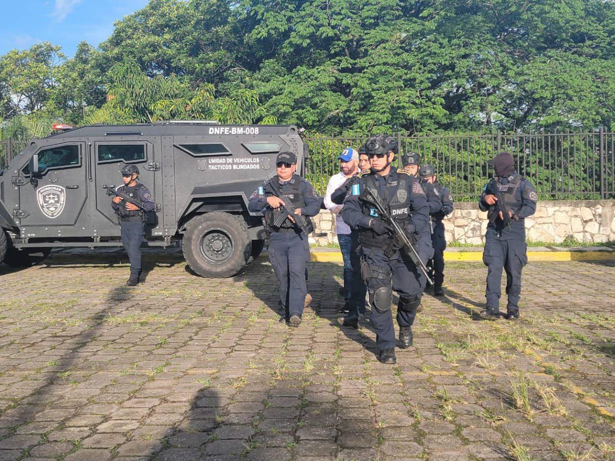 A “Cubeta” Cálix lo pide en extradición la Corte del Distrito Sur de Nueva York. Su solicitud fue remitida en 2019; desde entonces, estaba prófugo de la justicia. 