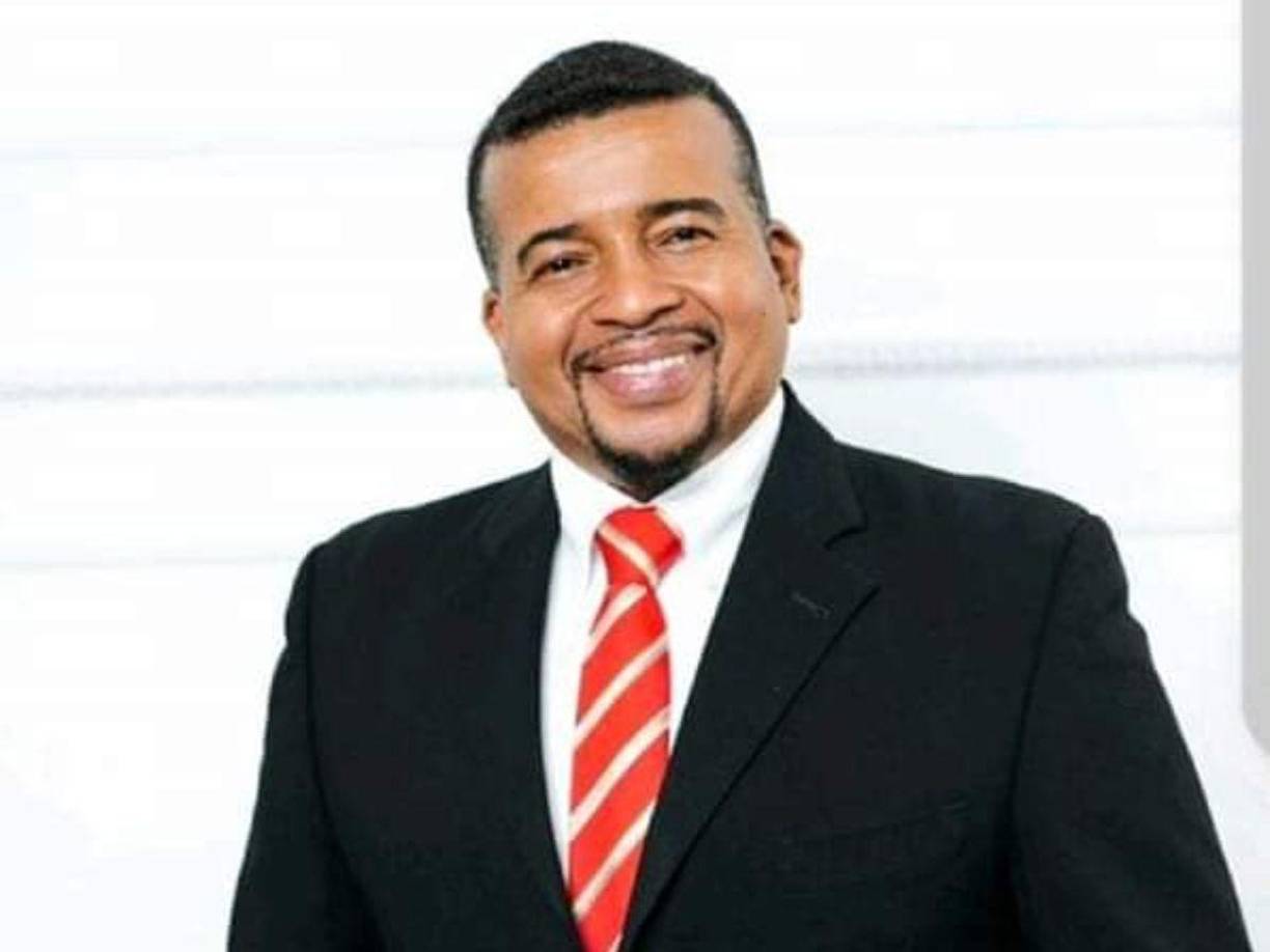 Carlos Hernández : El periodista era presentador en CBC Deportes de Canal 6. Su actualidad es en Estados Unidos, donde sigue de cerca a los legionarios de la MLS y a la Selección Nacional de Honduras.