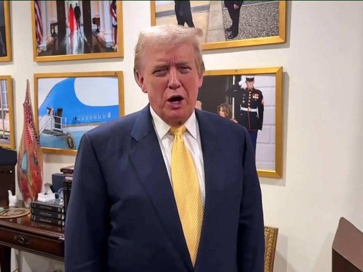 Donald Trump, participó en el sorteo y aseguró que el presidente de la FIFA, Gianni Infantino, es un “ganador” y dijo que intentará asistir al Mundial de Clubes que se disputará en 2025 en Estados Unidos. 