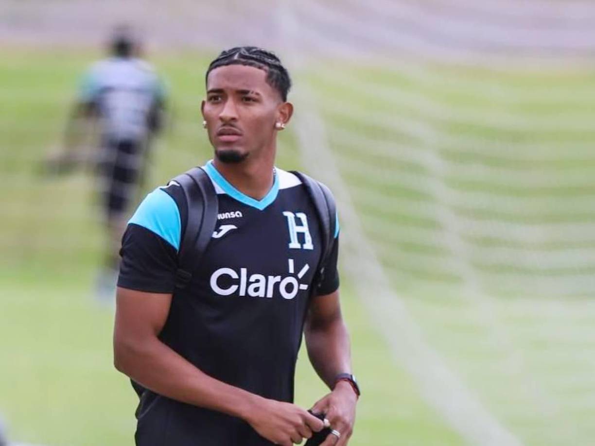 Motagua quiere reforzar su zona ofensiva para el 2025 y ha lanzado una oferta formal por el delantero Douglas Martínez, el catracho ha sido legionario en los últimos años ya que ha militado en EUA.