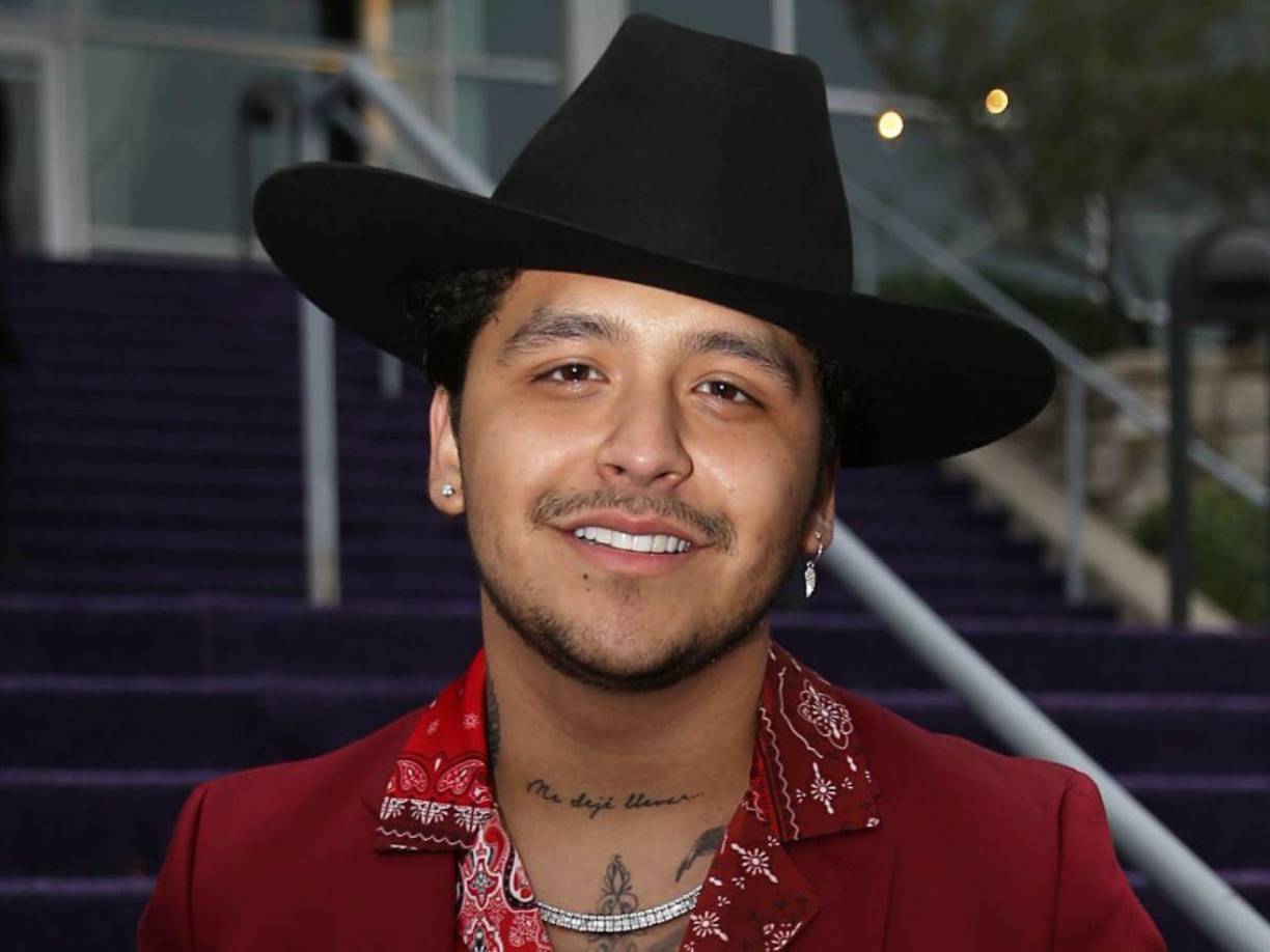 Kadri también comentó que este retiro ofrece actividades como meditación y escritura para ayudar a las personas a enfrentarse a sus problemas más profundos: “Hacen una meditación, empiezan a escribir todos sus problemas, empiezan a rascarle a lo más profundo de tus problemas, yo siempre he dicho, ‘esta es la punta del iceberg’”.