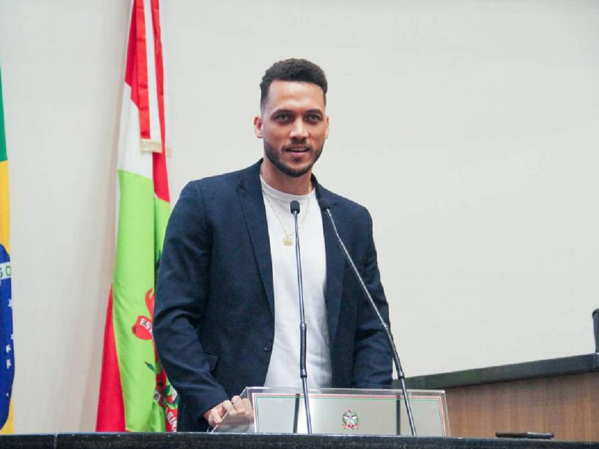 El exjugador relató a The Players Tribune lo que le pasó antes de la tragedia y recordó los duros momentos tras lo sucedido con su club.