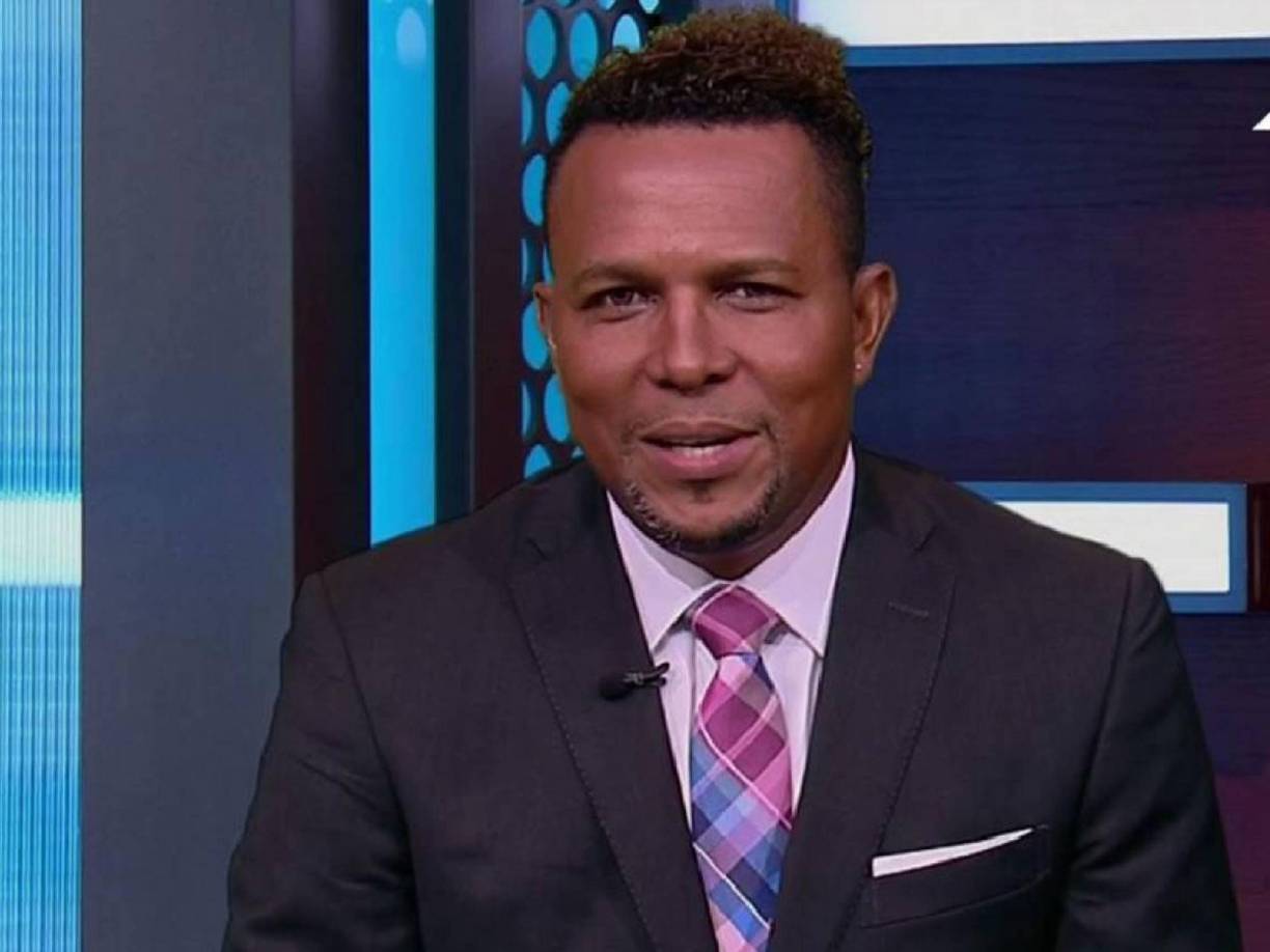 Pavón, que también ha sido técnico, ha sabido destacar en los medios de comunicación analizando muchos partidos tanto de clubes como de selecciones.