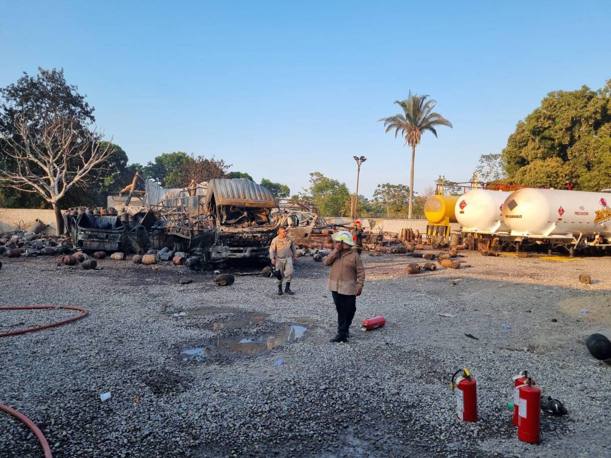 ¡Imágenes de película! Explosión de gas en La Ceiba