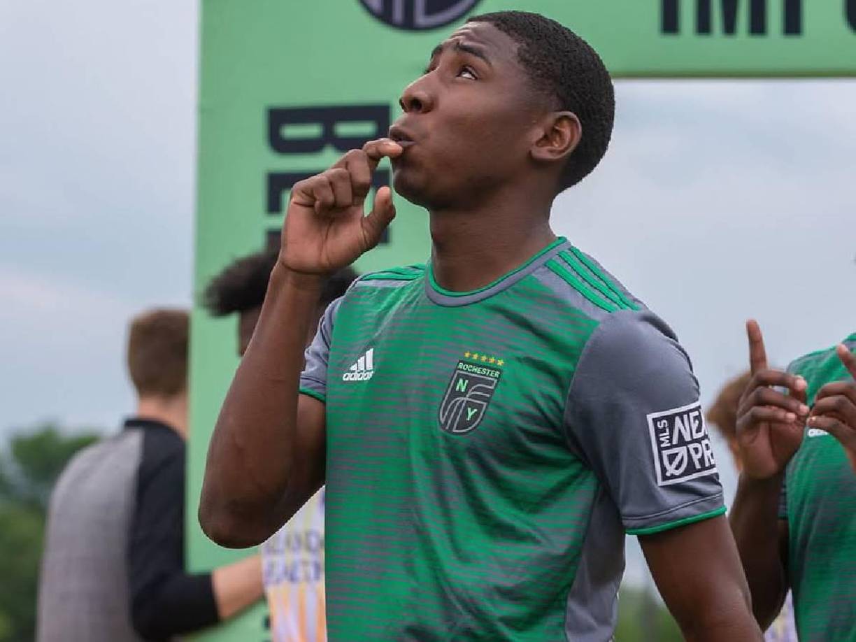 Oficial. El atacante hondureño Jesús Batiz, no sigue en el Toronto FC de la Major League Soccer en Estados Unidos.