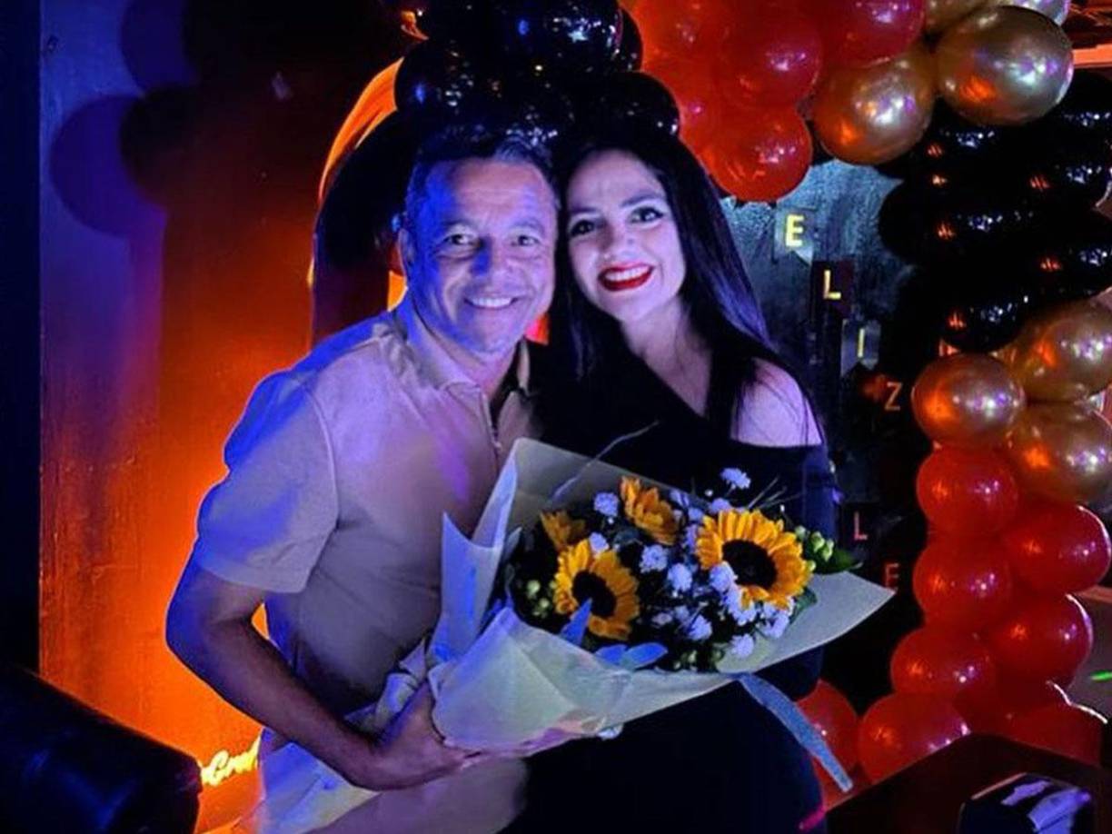 ”Con vos todo es mejor, Dios ha sido bueno. Te amo Dani Turcios”, fueron unas de las palabras que le dedicó Scarleth a Dani Turcios. 