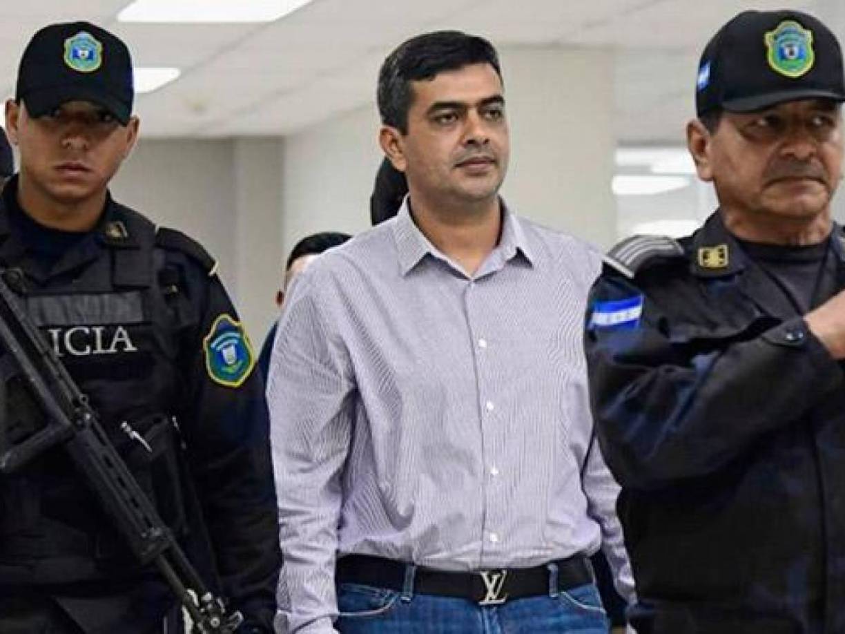 Tras siete años y dos meses de estar en prisión, la Corte Suprema de Justicia otorgó sobreseimiento definitivo al exalcalde de Yoro, Arnaldo Urbina Soto, acusado por el delito de lavado de activos en perjuicio de la economía del Estado de Honduras.