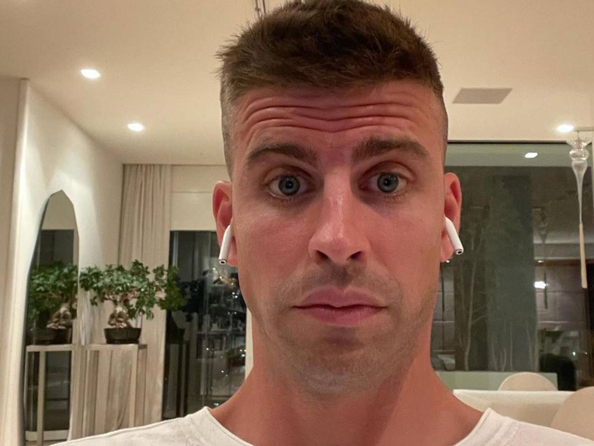 Los padres de Clara no quieren a Piqué y le han prohibido que llegue a la casa.