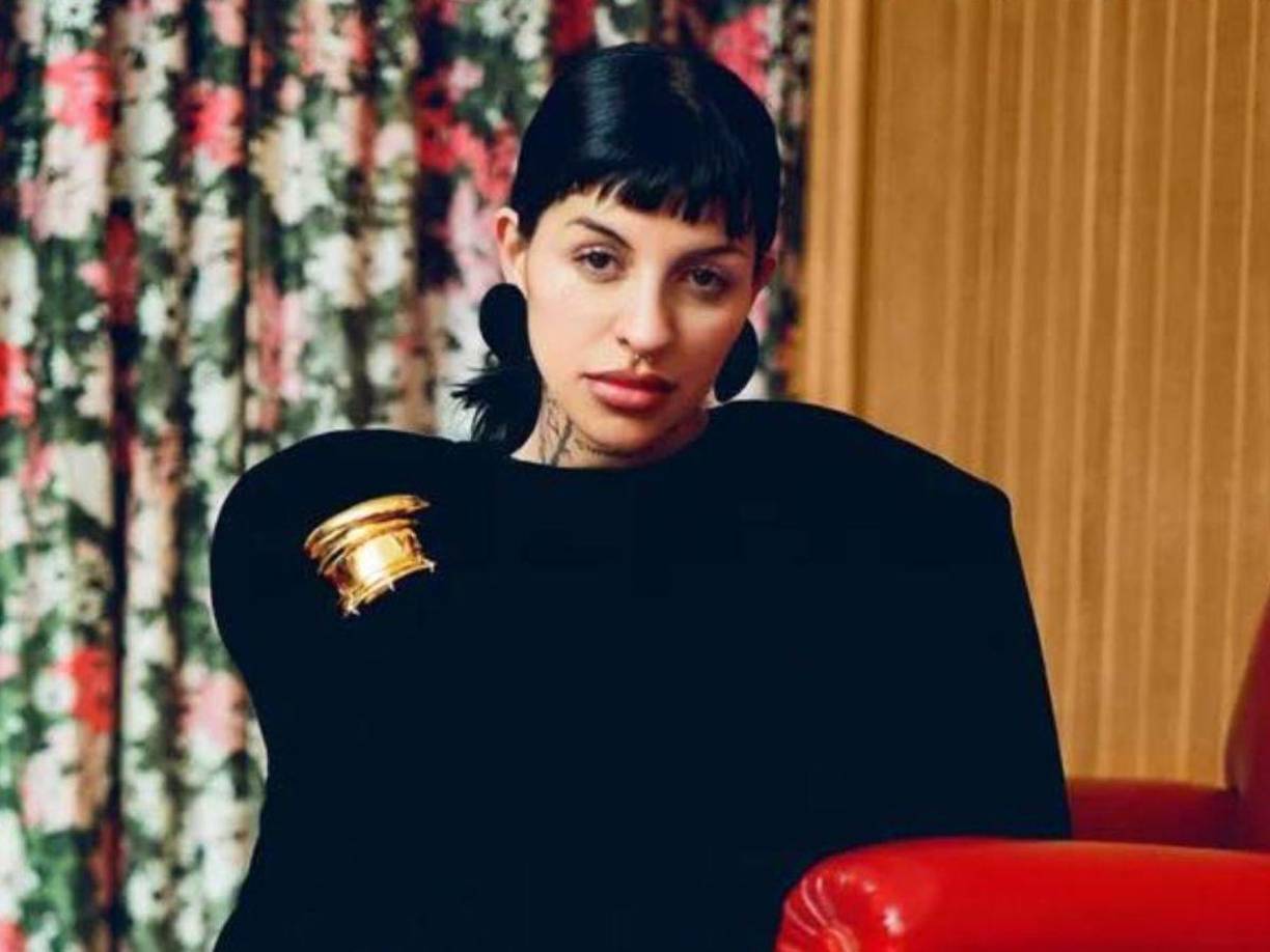 Con esto queda claro que, pese a la separación, Nodal sigue pendiente de las necesidades de su pequeña hija, quien el pasado mes de septiembre cumplió su primer año de edad y fue celebrada con una enorme fiesta en donde el intérprete de “Adiós amor” sí estuvo presente.