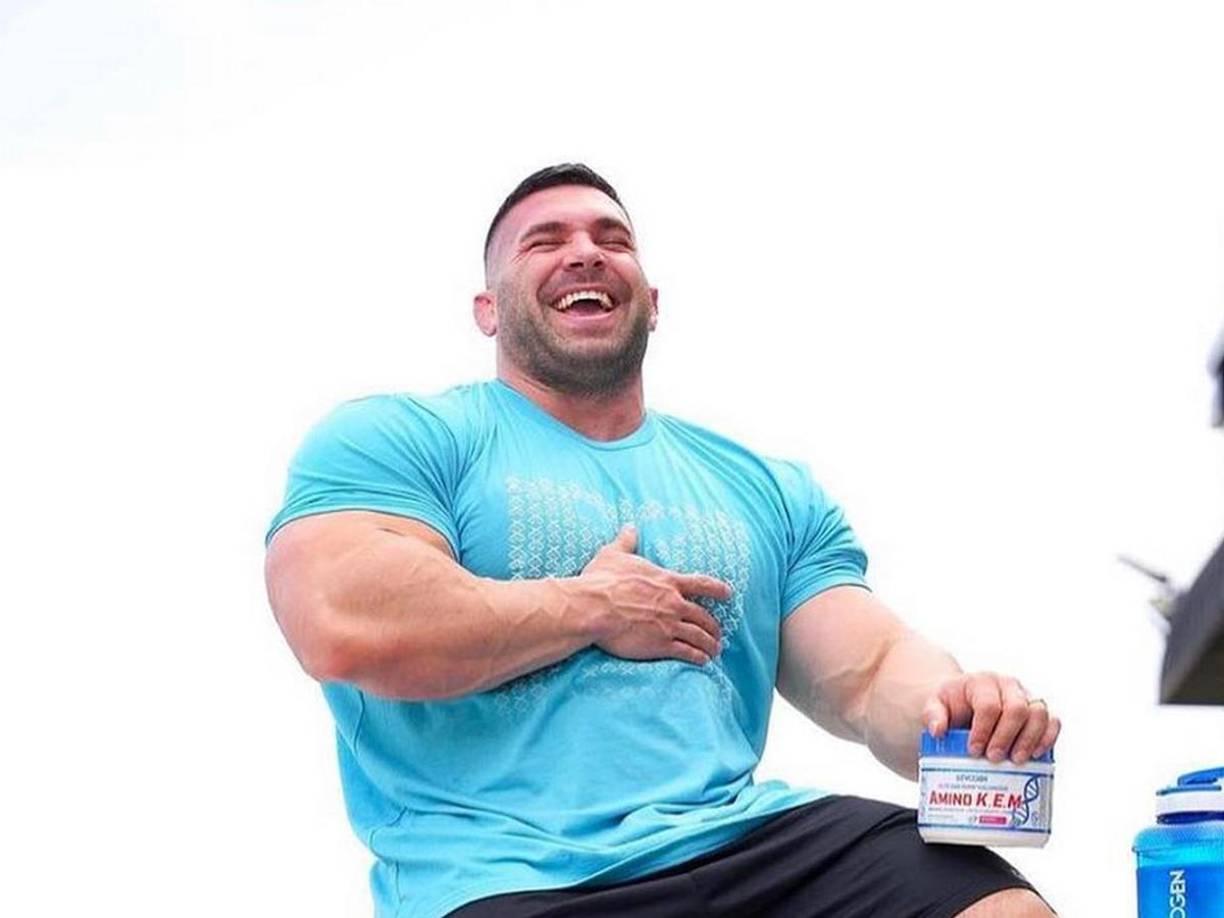 Derek Lunsford, el ex futbolista que se pasó al fisicoculturismo y ya es Míster Olympia 2023