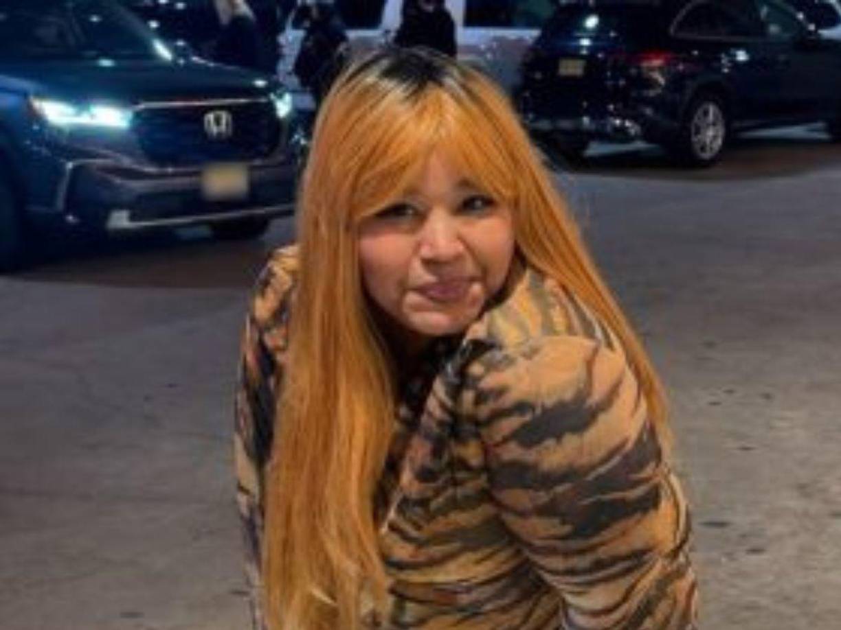 Su contenido, que mezclaba humor con reflexiones profundas, rápidamente conectó con una audiencia que buscaba una figura auténtica en medio del brillo superficial de las redes.