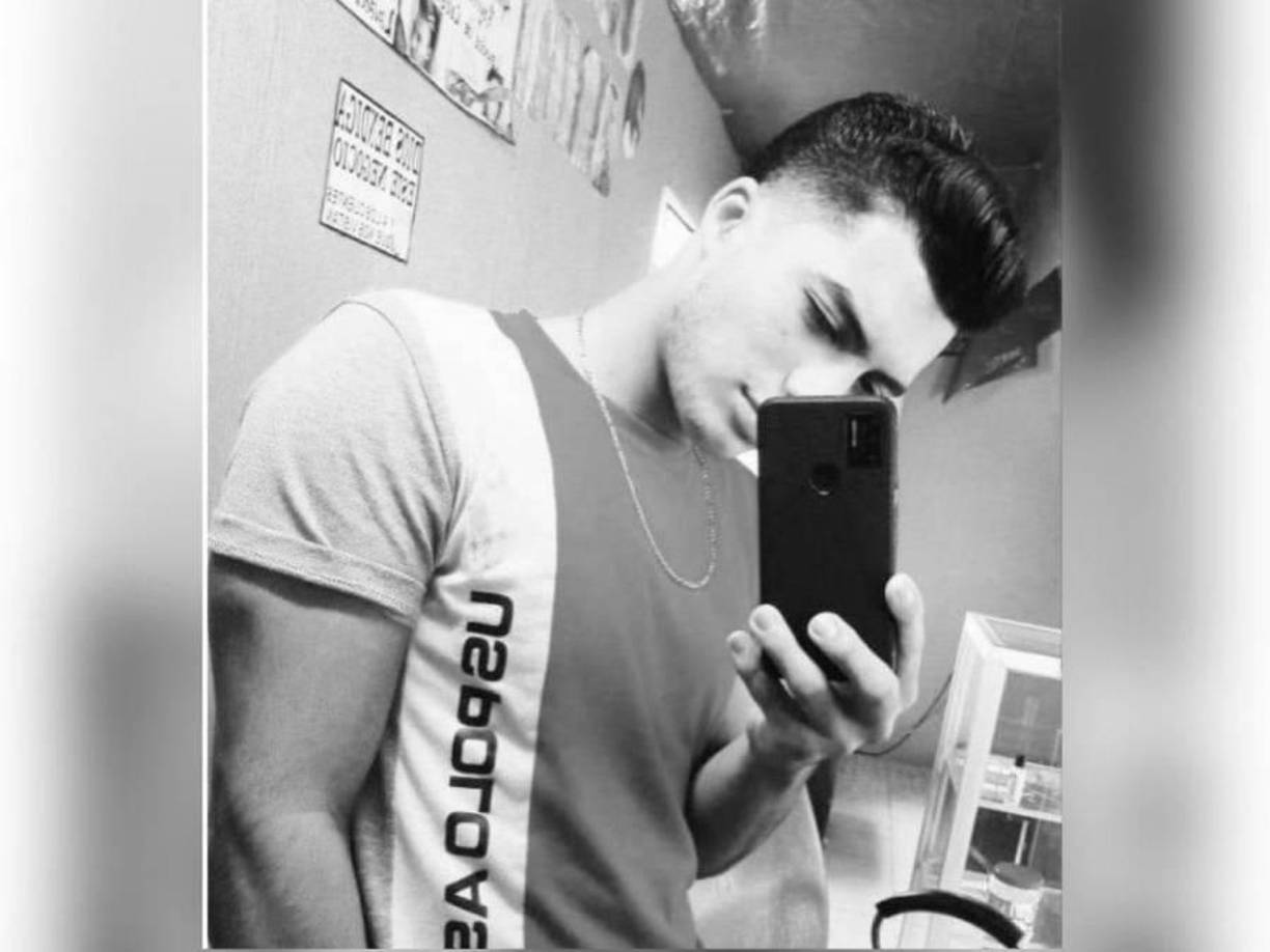 Las autoridades policiales se encuentran llevando a cabo las investigaciones correspondientes para esclarecer los motivos detrás de este trágico incidente. 