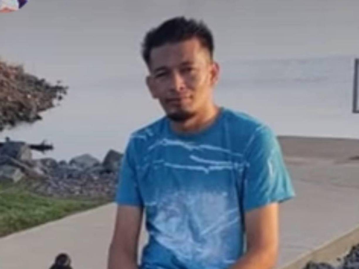 Aguilar Sierra emigró en busca de mejores oportunidades hace un año.