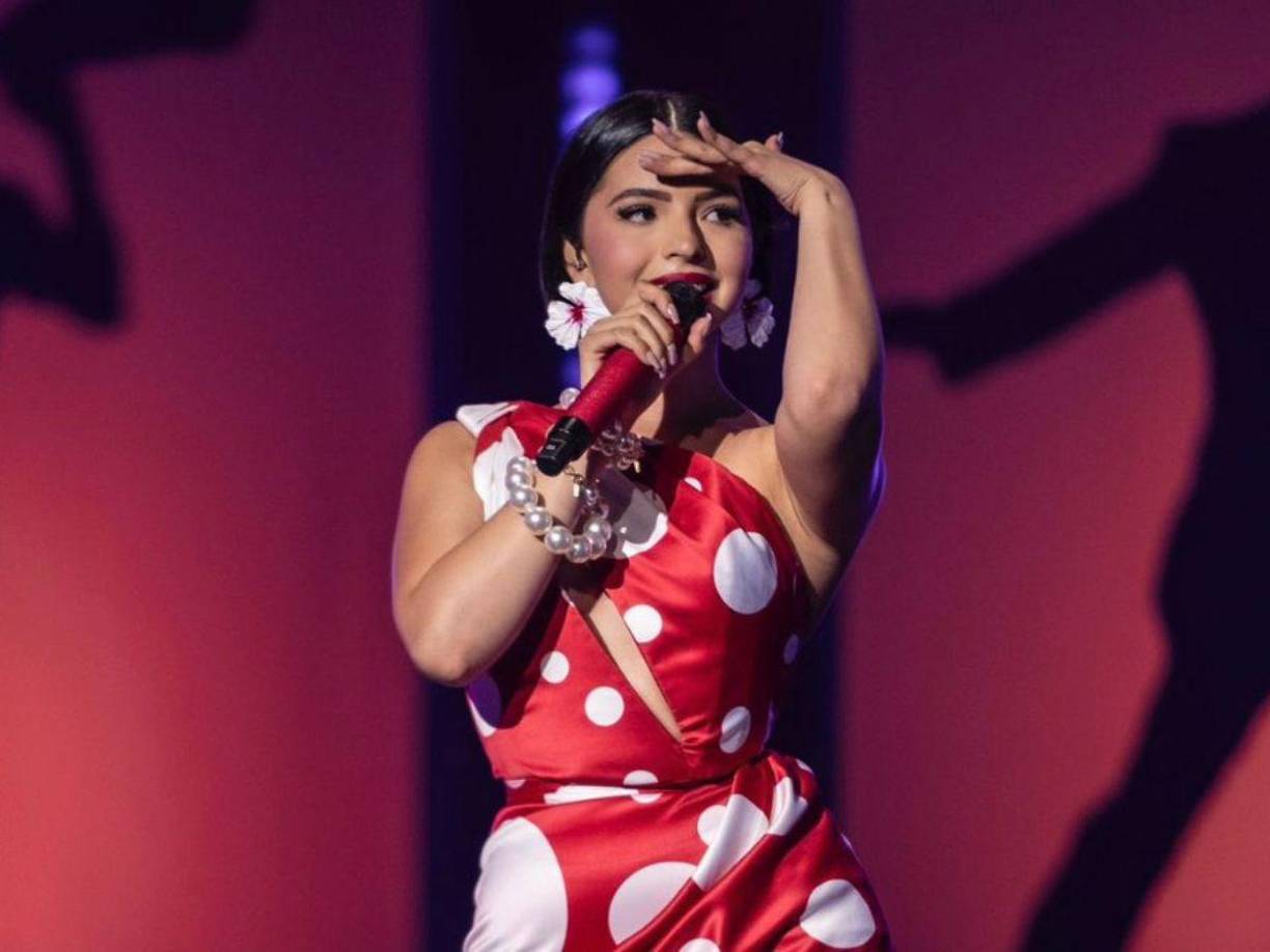 De acuerdo con información de TV Notas, Ángela no habría dado una buena primera impresión con la mamá de Christian, Cristy Nodal, debido a que los dejó plantados en la celebración del cumpleaños de la hermana del intérprete de ‘Botella tras botella’. La información fue revelada por personas cercanas a la familia del nacido en Sonora.