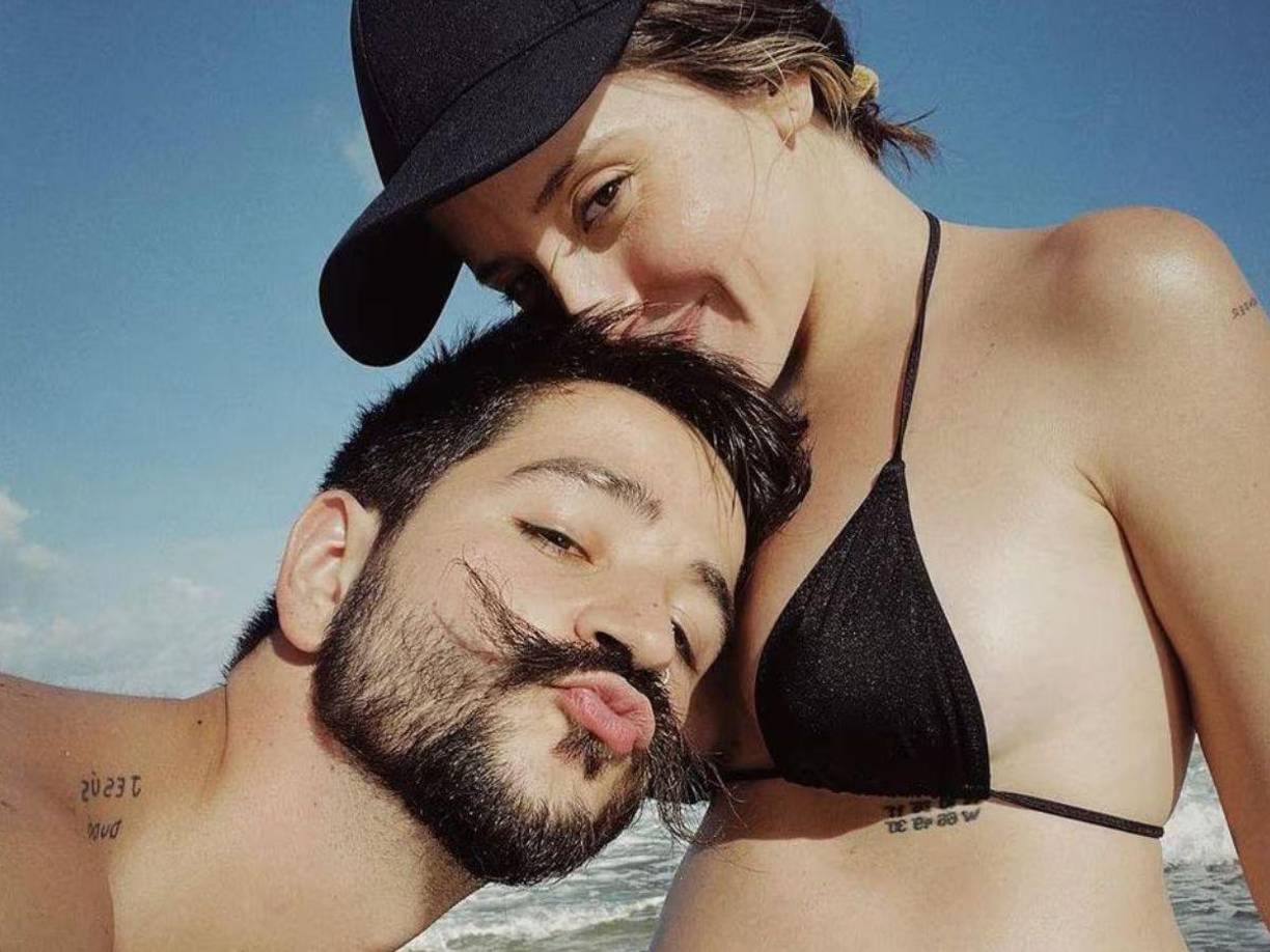 Por su parte, Camilo confesó que se encuentra muy triste por la situación: “Evaluna está muy embarazada y sintió en su corazón que era hora de irse para la casa, a estar en casa, soltar el ancla y estar en calma. A mí todavía me queda una semana de gira y la verdad que me pone triste no estar con ella”.