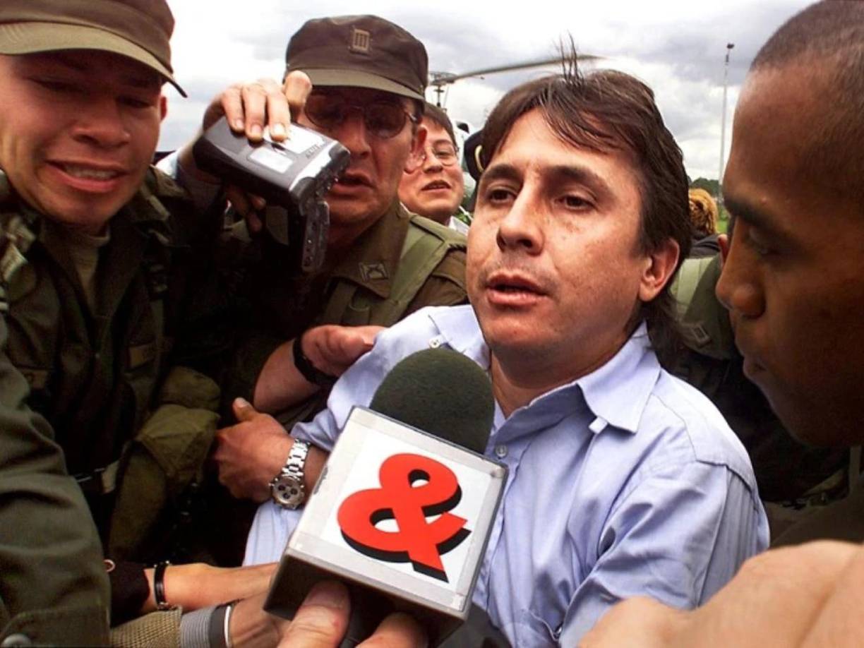 En 2007 Ochoa pidió un nuevo juicio en EEUU, con el argumento de que el testigo principal, su exsocio Alejandro Bernal, alias “Juvenal”, mintió y omitió información importante de su caso, pero su petición no fue aceptada.