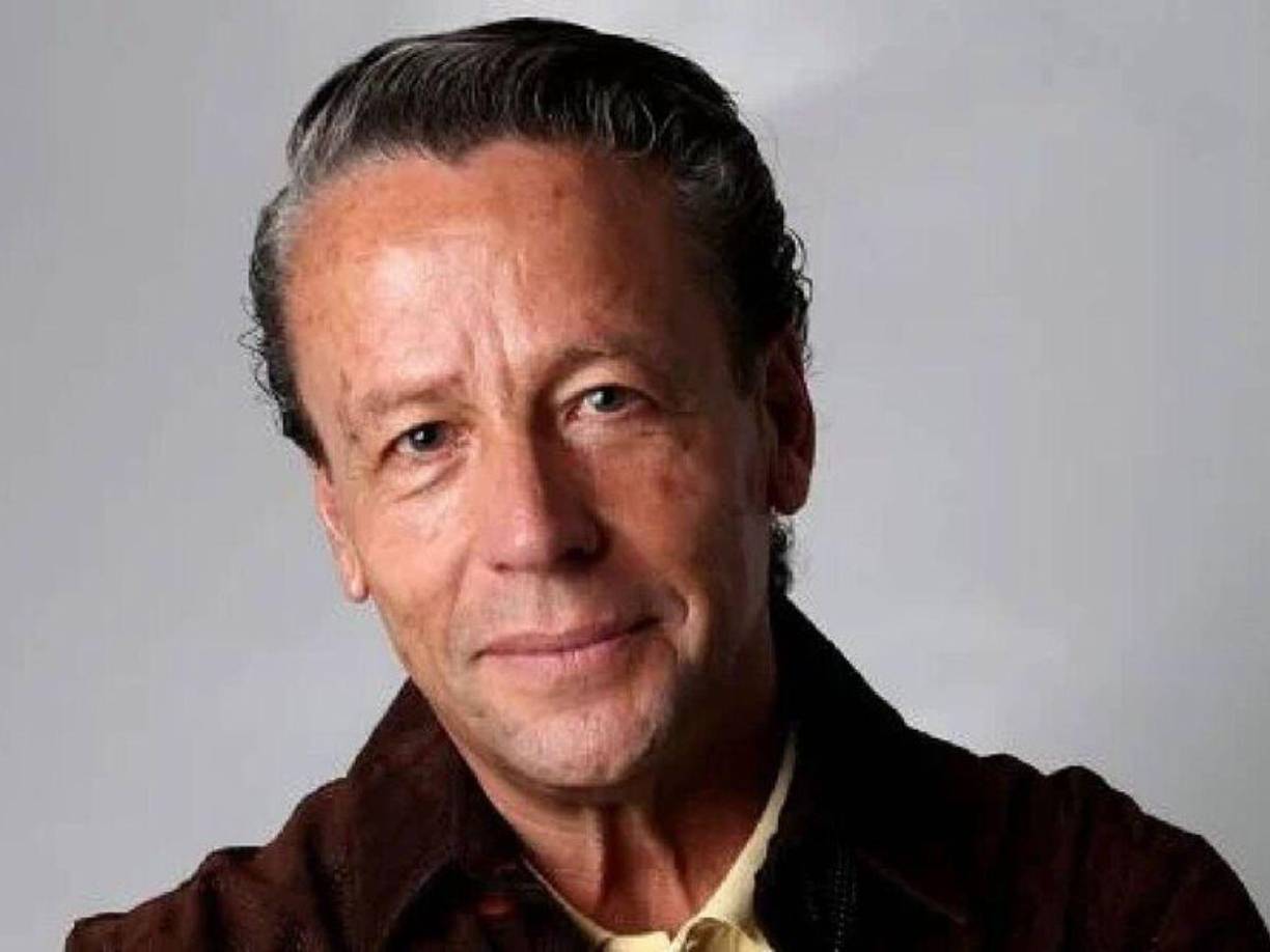 El actor compartió en una entrevista con Matilde Obregón, que la especialista le reveló que tiene un trastorno obsesivo compulsivo, por lo que cuando tiene un problema se angustia mucho de estar pensando una y otra vez en lo mismo.