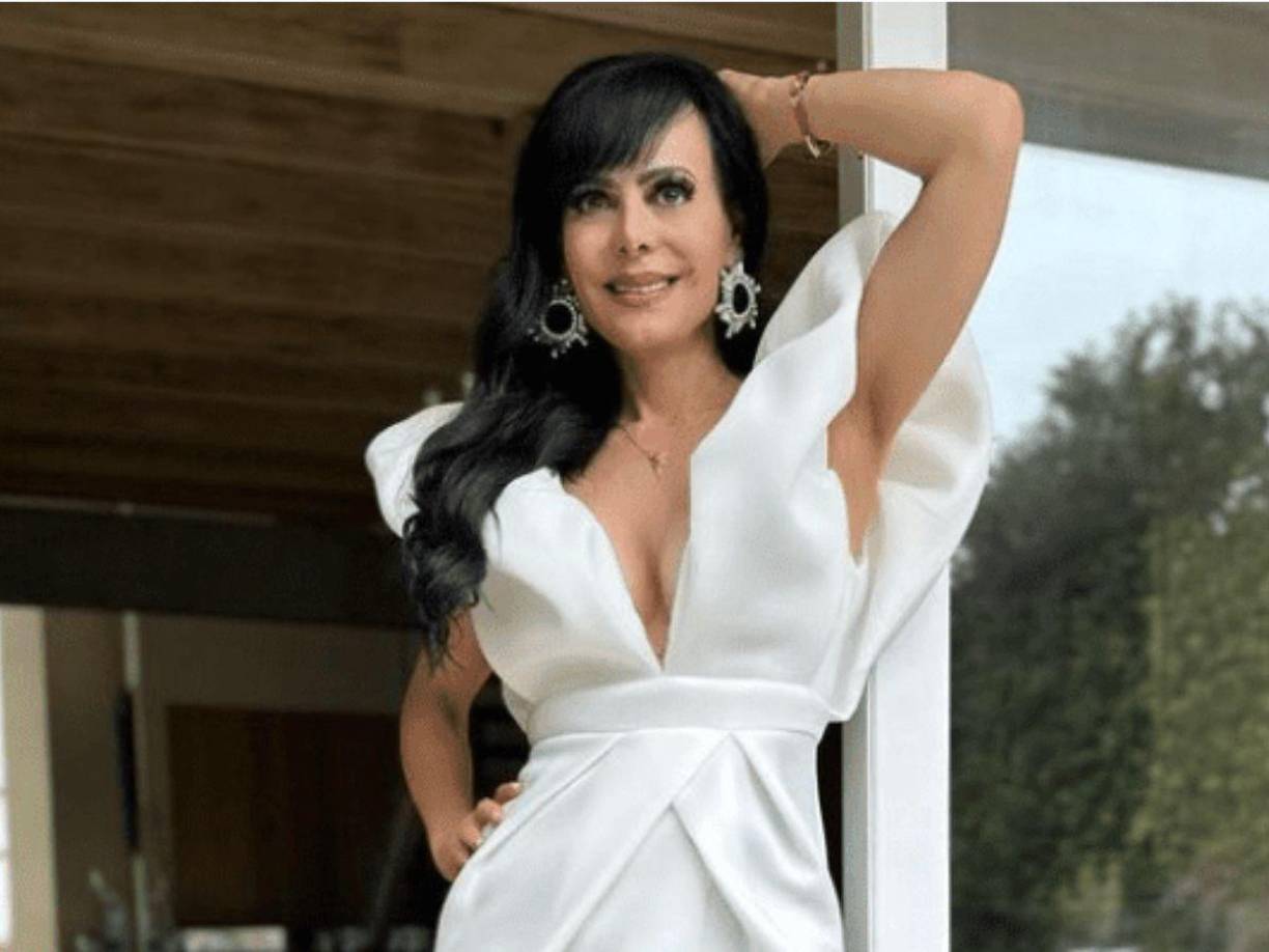 Lejos de lo que sugieren los rumores en redes sociales, Maribel Guardia está más activa que nunca, tanto en su vida profesional como personal. La actriz no solo continúa con sus proyectos televisivos, sino que también es una presencia constante en Instagram, donde comparte con sus seguidores su día a día, sus pensamientos y consejos sobre bienestar.